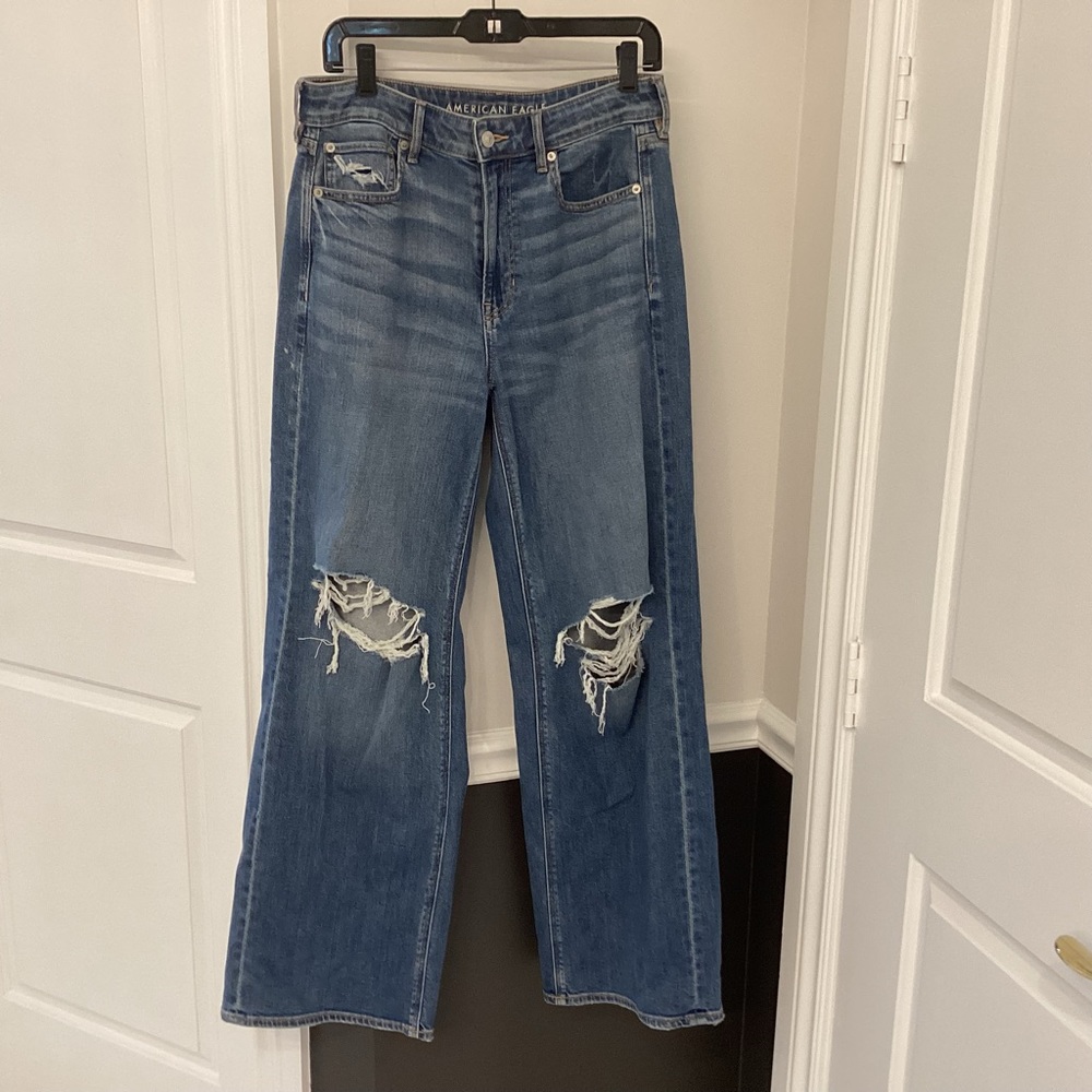 American Eagle Highrise baggy wide leg jean size 8